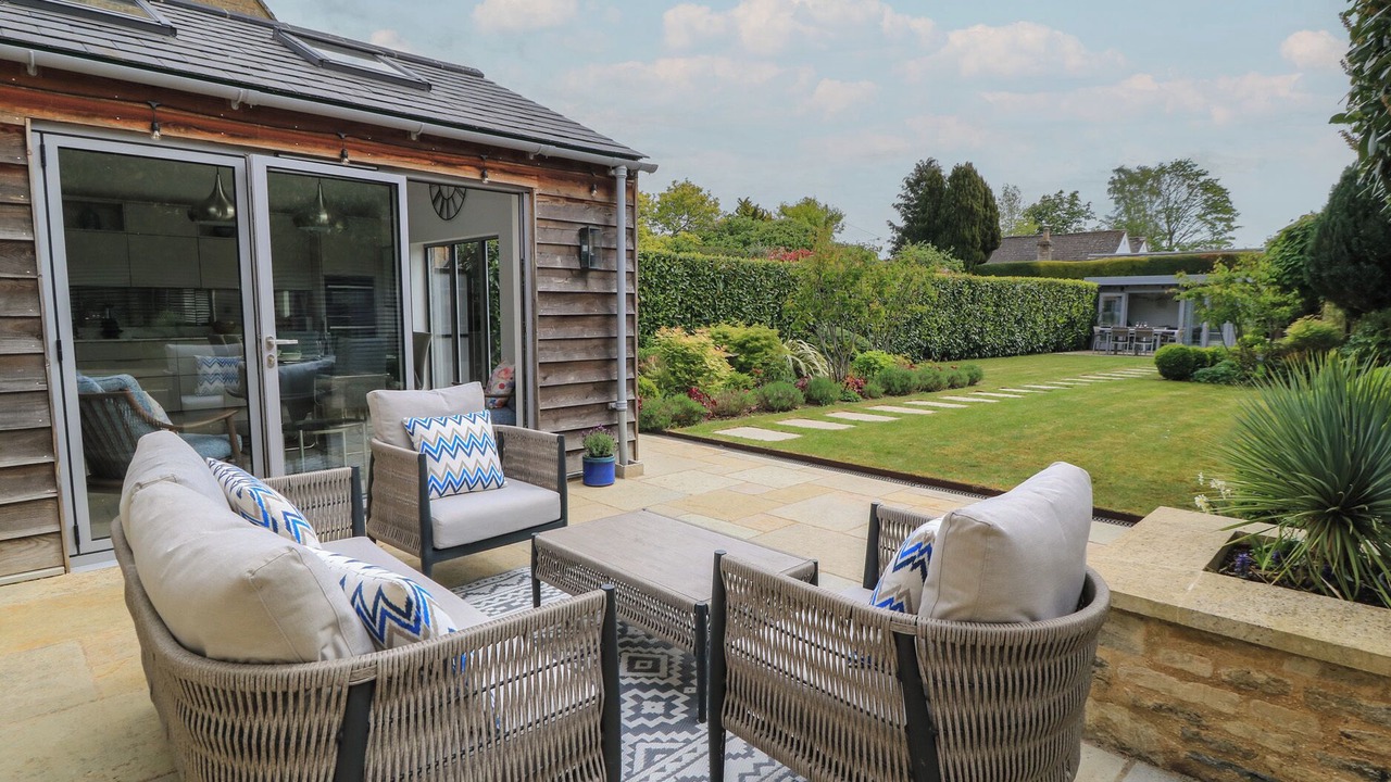 Photo of Patio Balcony in Ampney Crucis
