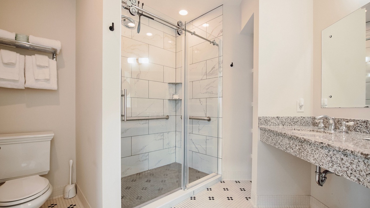 Photo of Bathroom in Bay Harbor