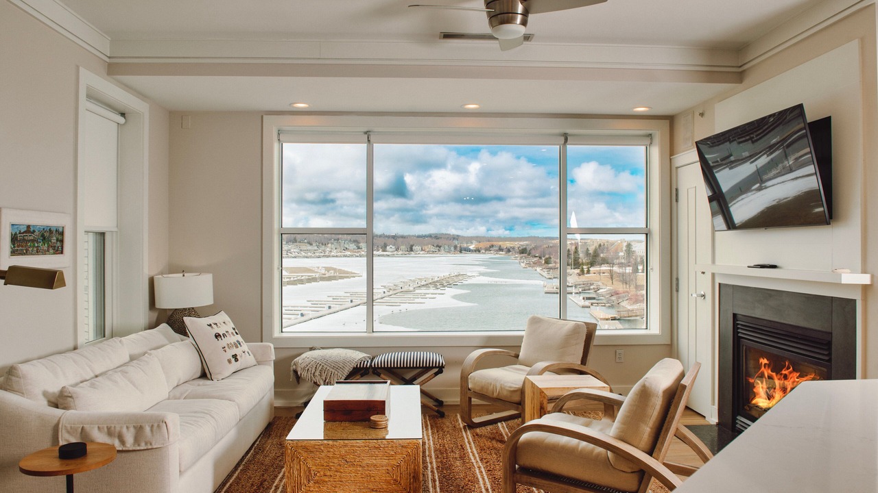 Photo of Livingroom in Bay Harbor