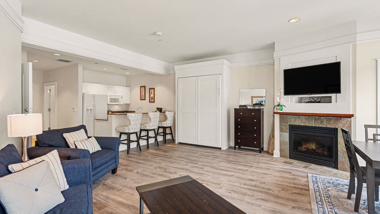 Photo of Livingroom in Bay Harbor