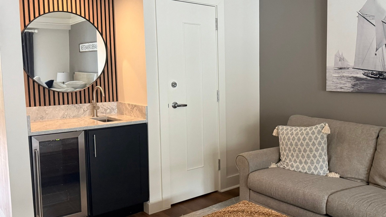 Photo of Livingroom in Bay Harbor