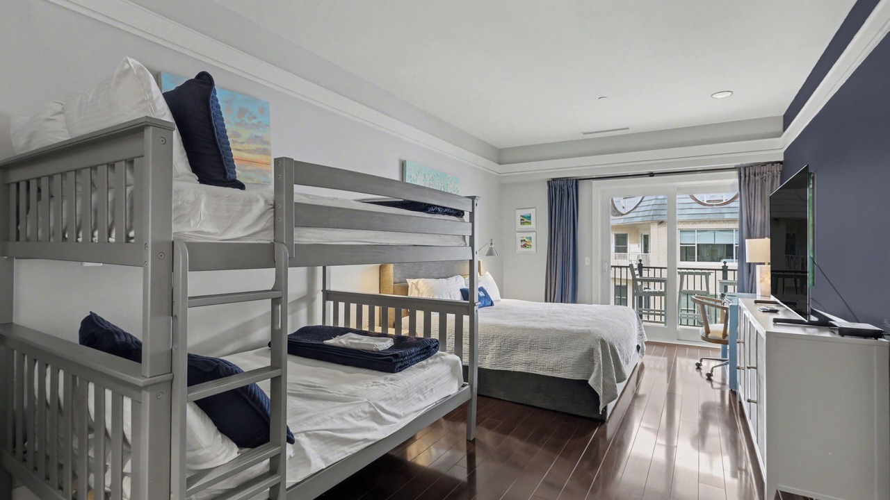 Photo of Bedroom in Bay Harbor