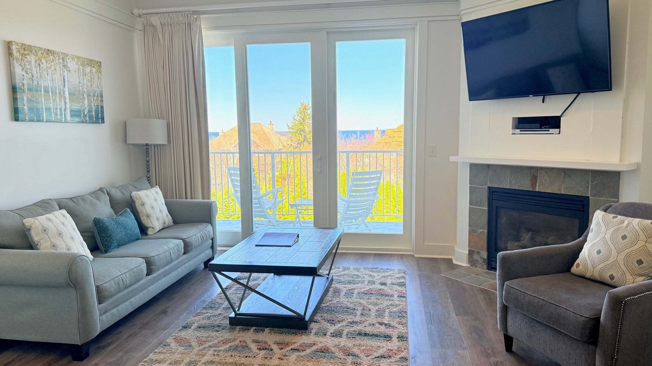 Photo of Livingroom in Bay Harbor