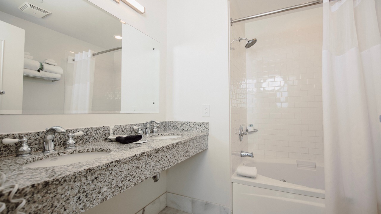 Photo of Bathroom in Bay Harbor