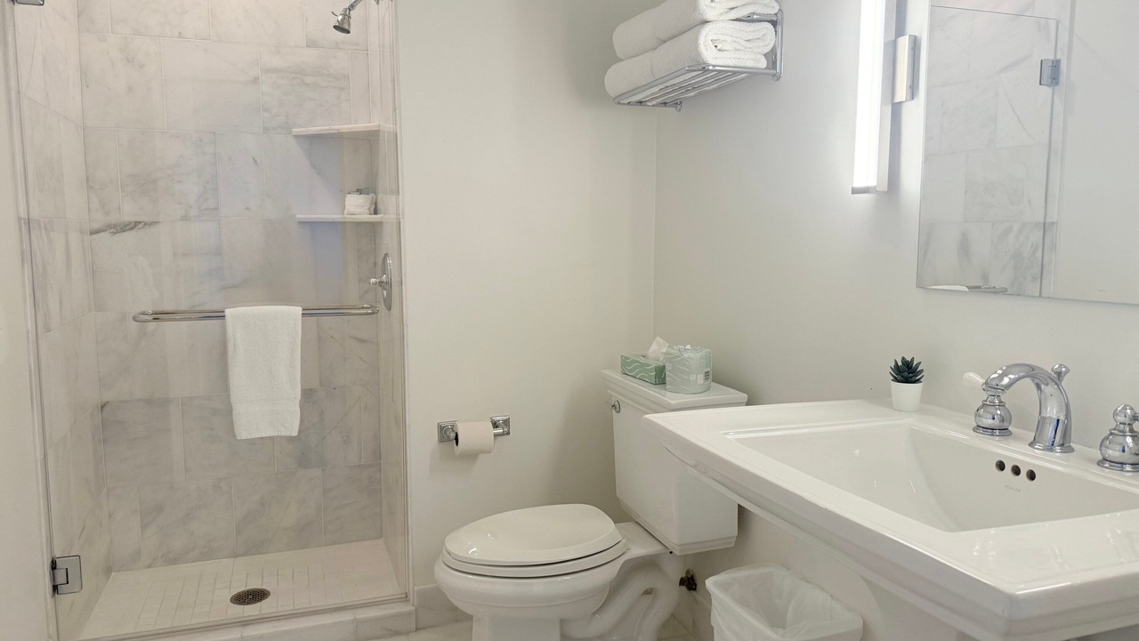 Photo of Bathroom in Bay Harbor