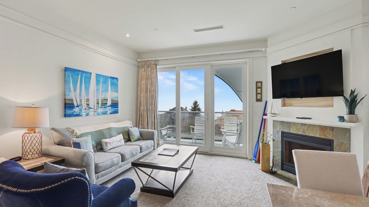 Photo of Livingroom in Bay Harbor