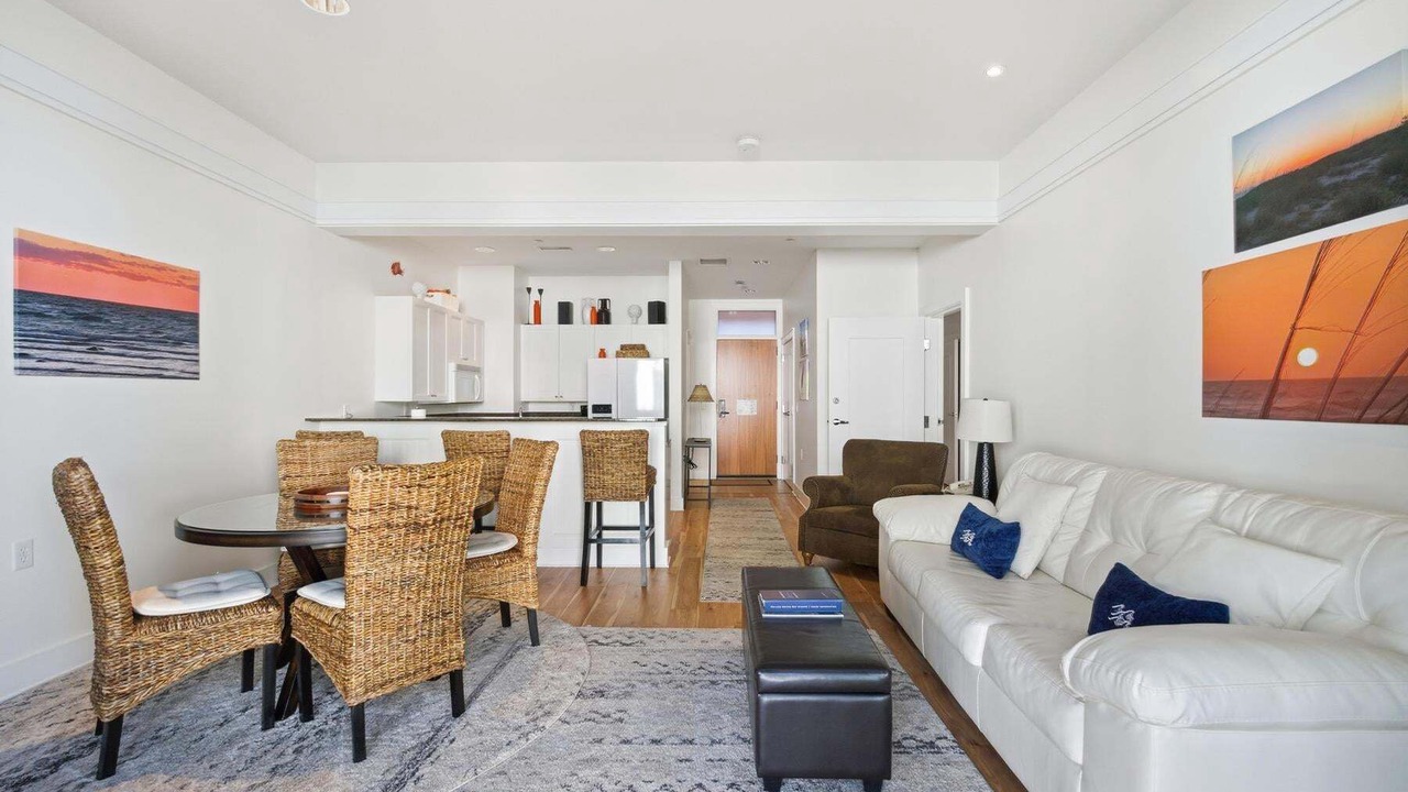 Photo of Livingroom in Bay Harbor