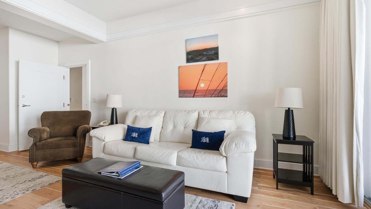 Photo of Livingroom in Bay Harbor