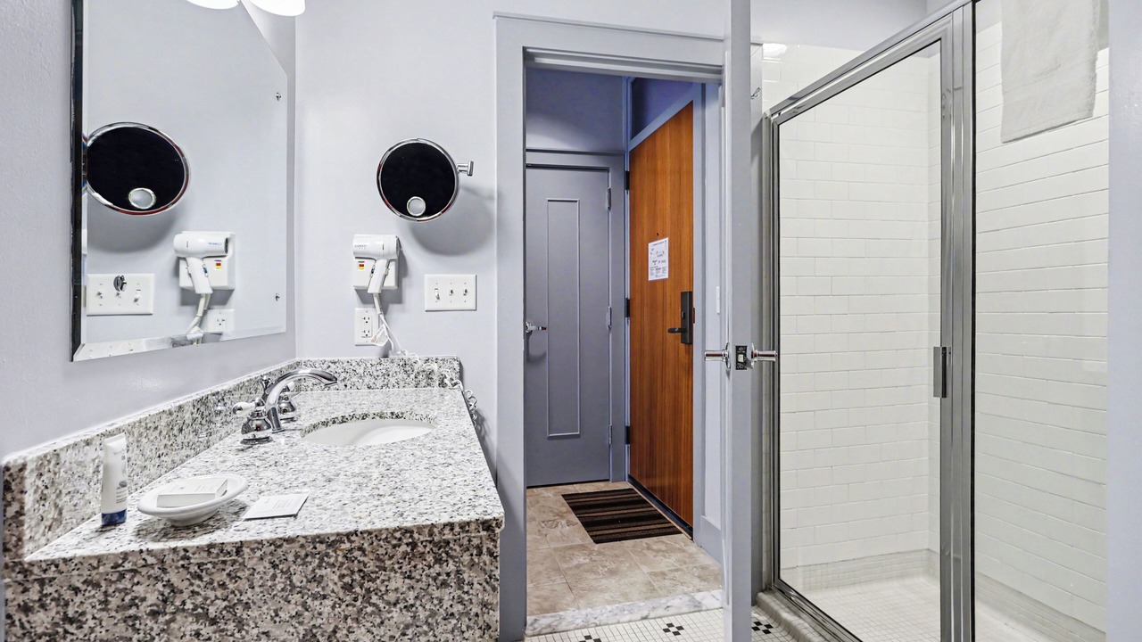 Photo of Bathroom in Bay Harbor
