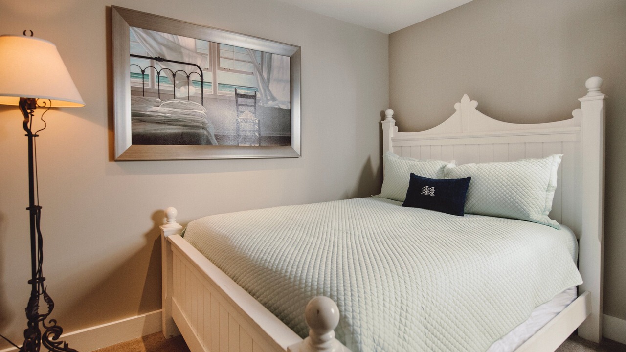 Photo of Bedroom in Bay Harbor