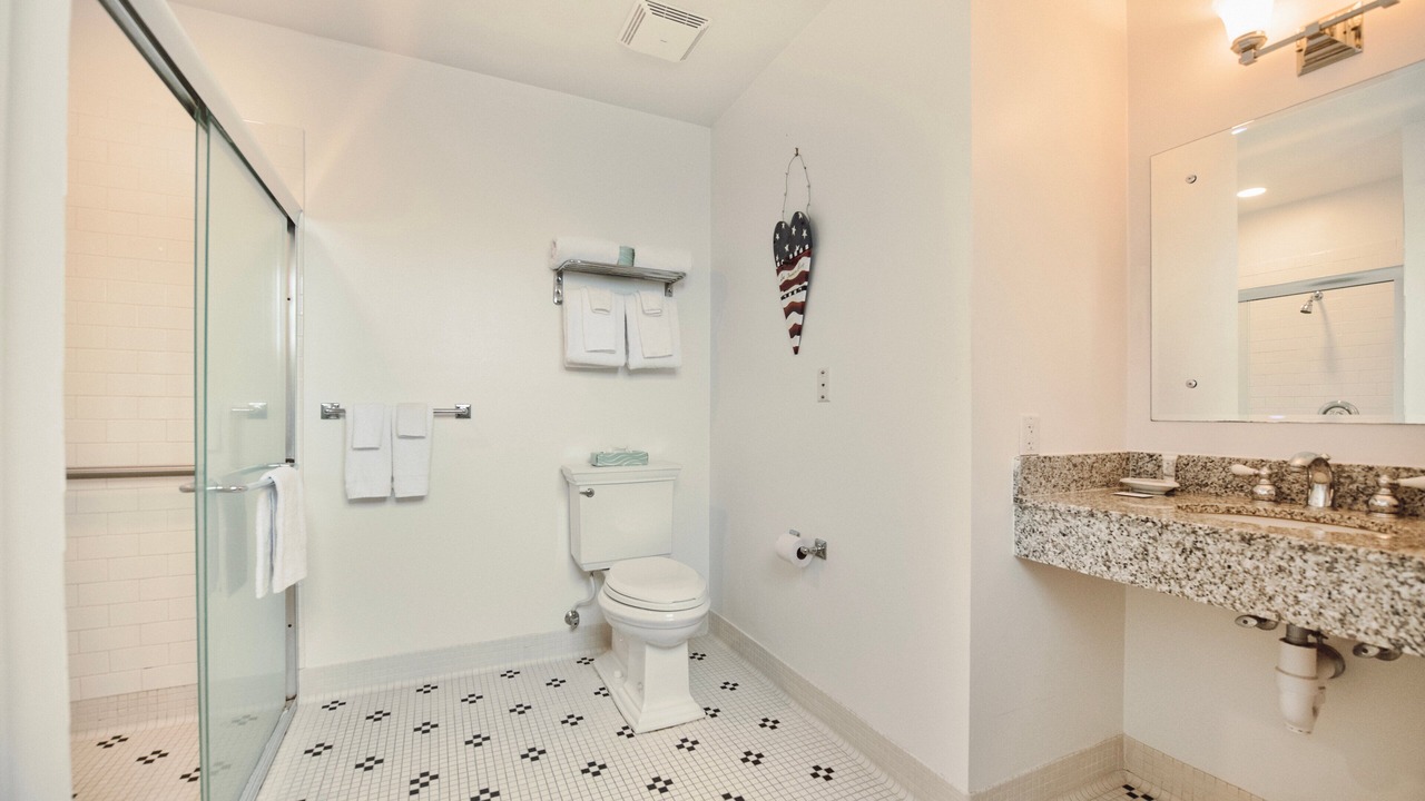 Photo of Bathroom in Bay Harbor