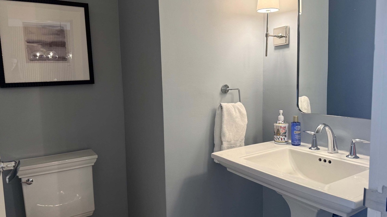 Photo of Bathroom in Bay Harbor
