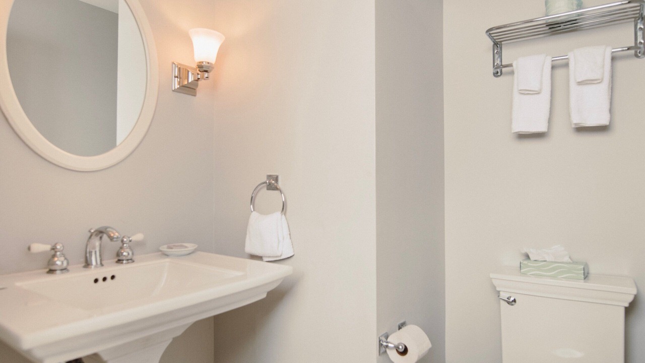 Photo of Bathroom in Bay Harbor