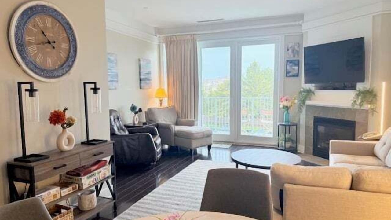 Photo of Livingroom in Bay Harbor