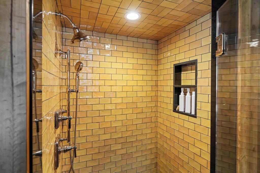 Photo of Bathroom in Bay Harbor