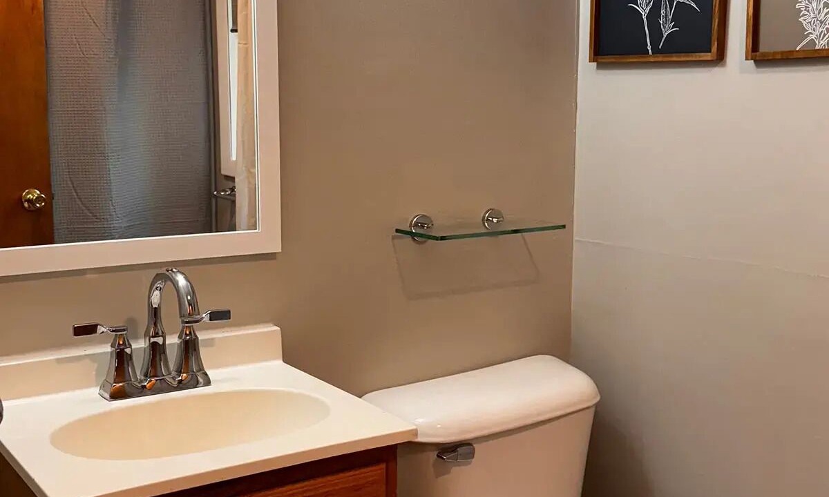 Photo of Bathroom in Ontonagon