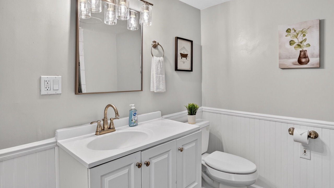 Photo of Bathroom in Bay City