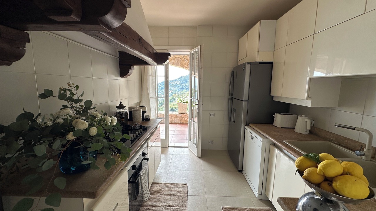 Photo of Kitchen in Latte