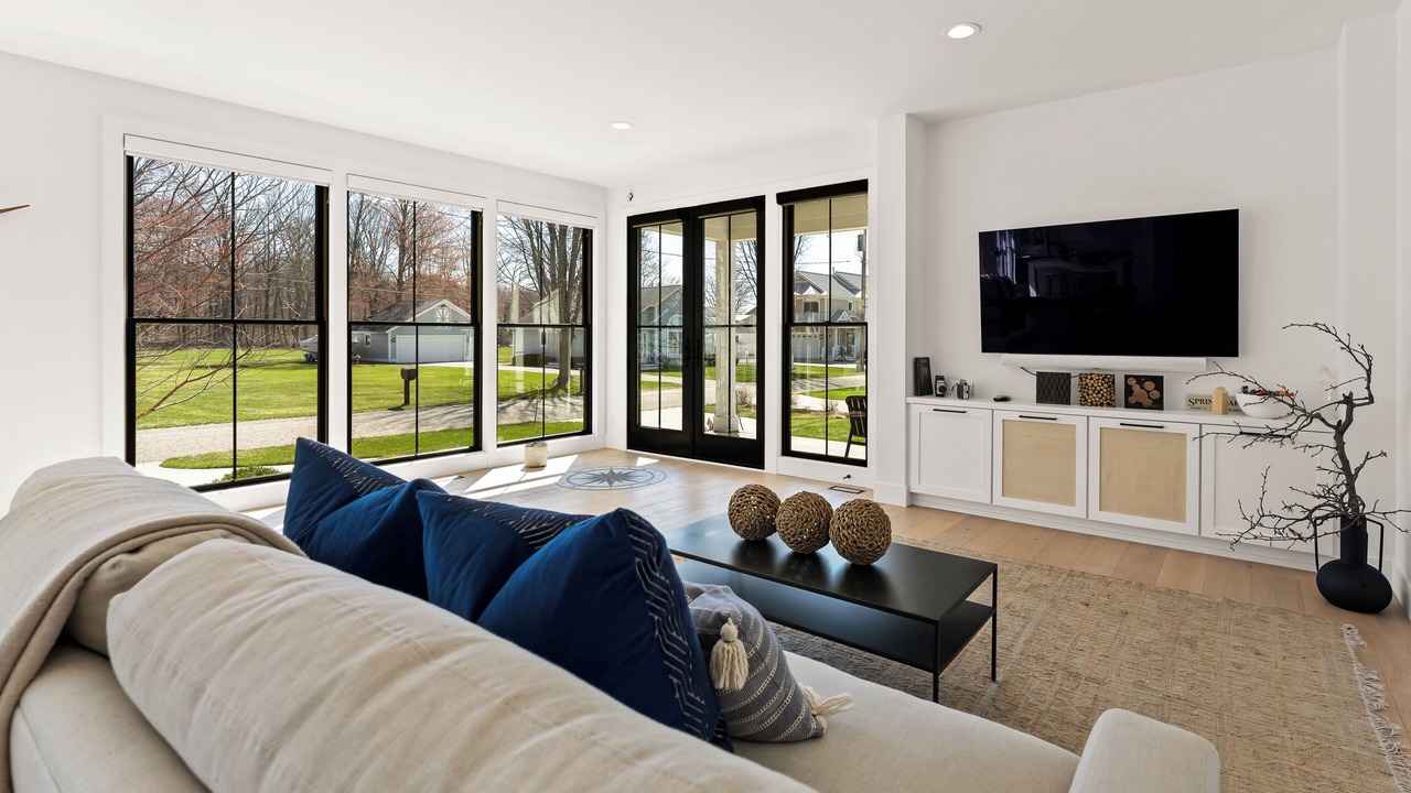 Photo of Livingroom in Spring Lake