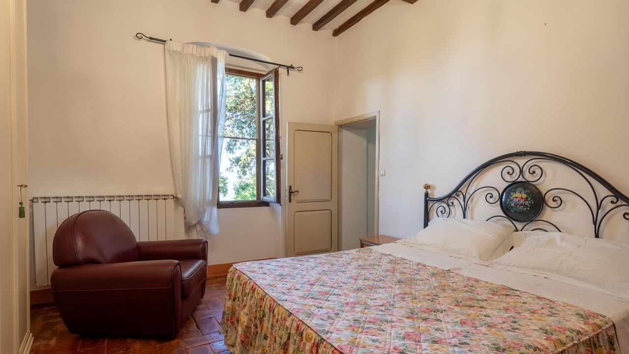 Photo of Bedroom in Arezzo