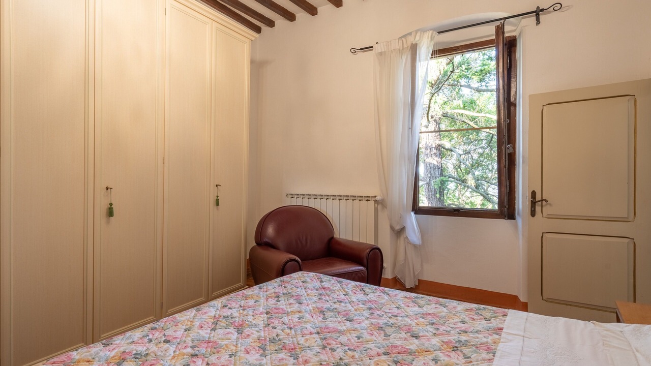 Photo of Bedroom in Arezzo