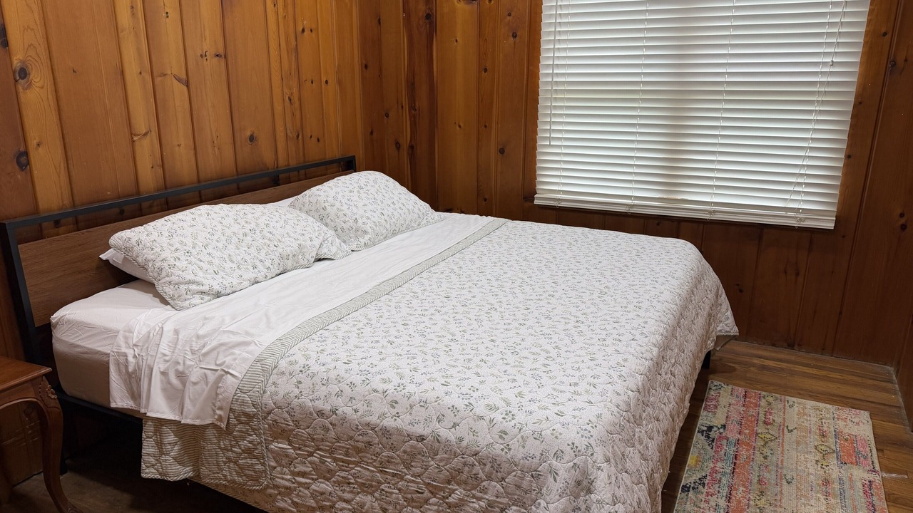 Photo of Bedroom in Lexington
