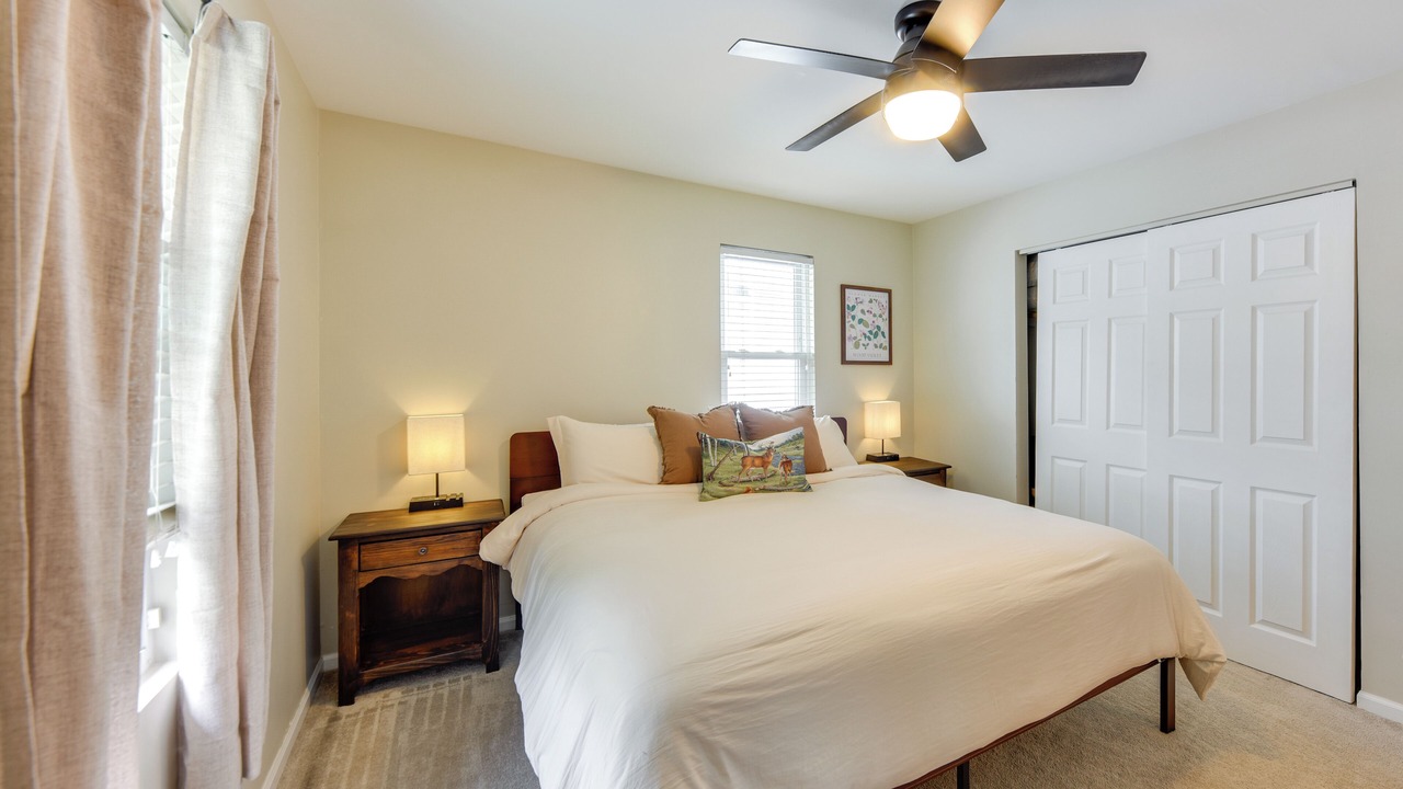 Photo of Bedroom in Twin Lakes