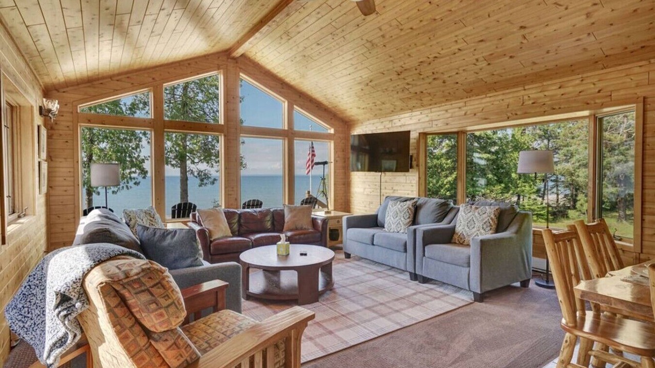 Photo of Livingroom in Alpena