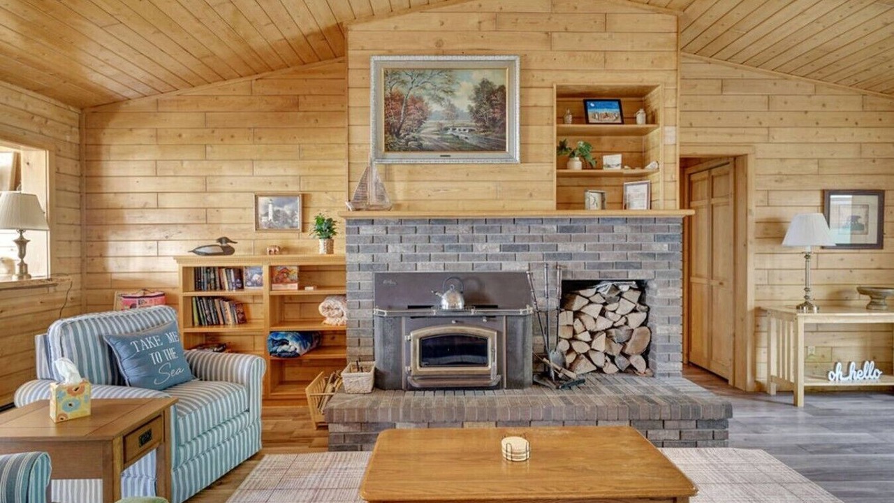 Photo of Livingroom in Alpena