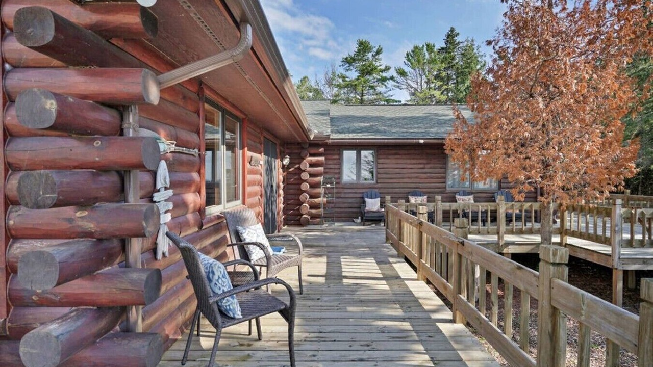 Photo of Patio Balcony in Alpena