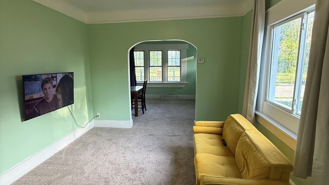 Photo of Livingroom in Detroit