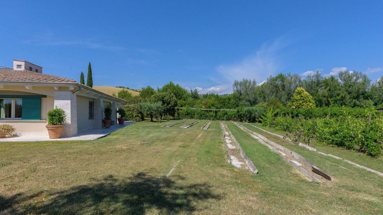 Photo of Outdoor in Saturnia