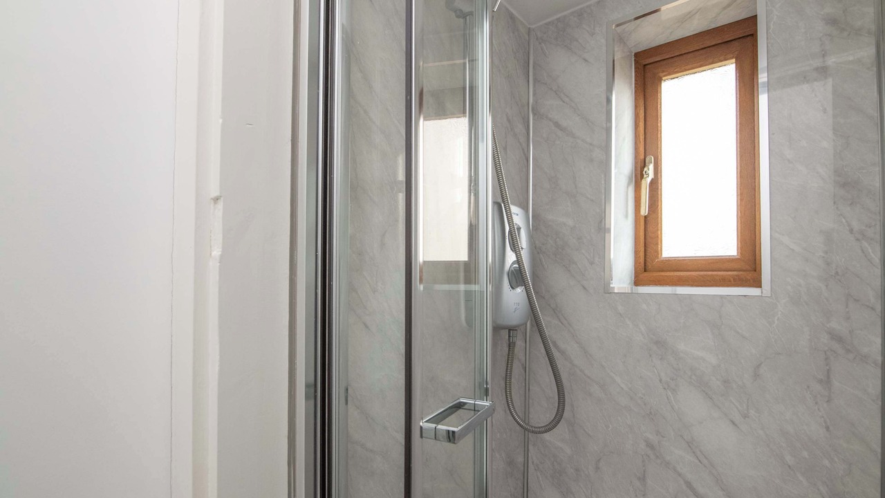Photo of Bathroom in Stratford-upon-Avon
