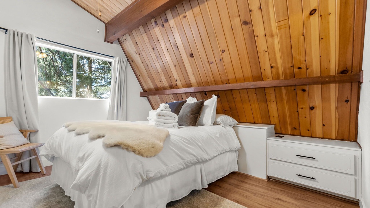 Photo of Bedroom in Arrowhead Villas