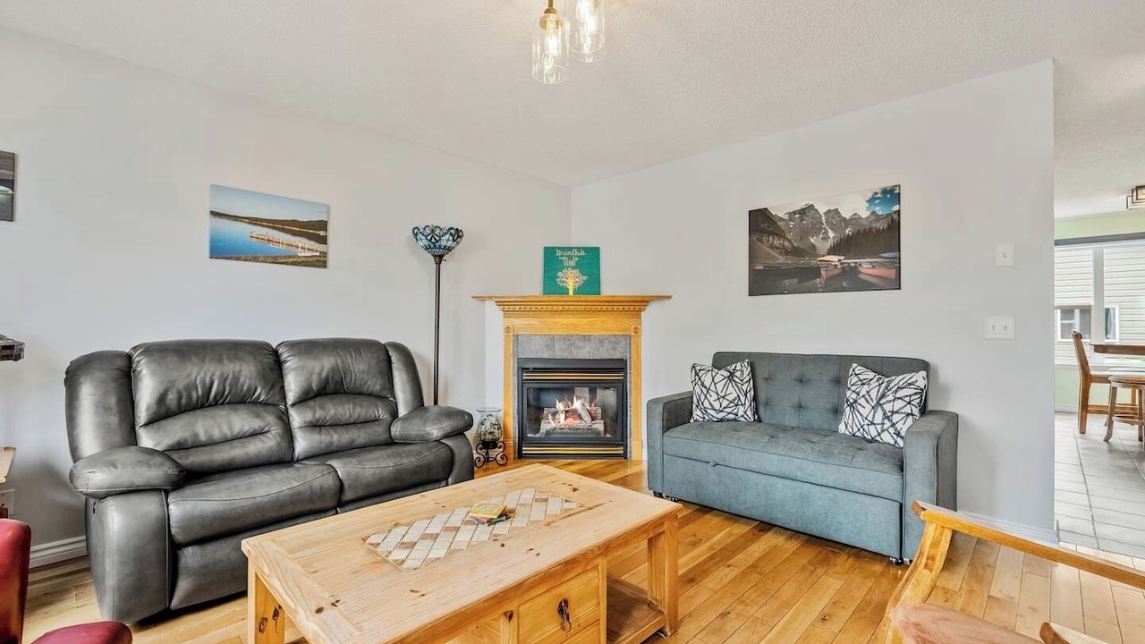 Photo of Livingroom in Bridlewood