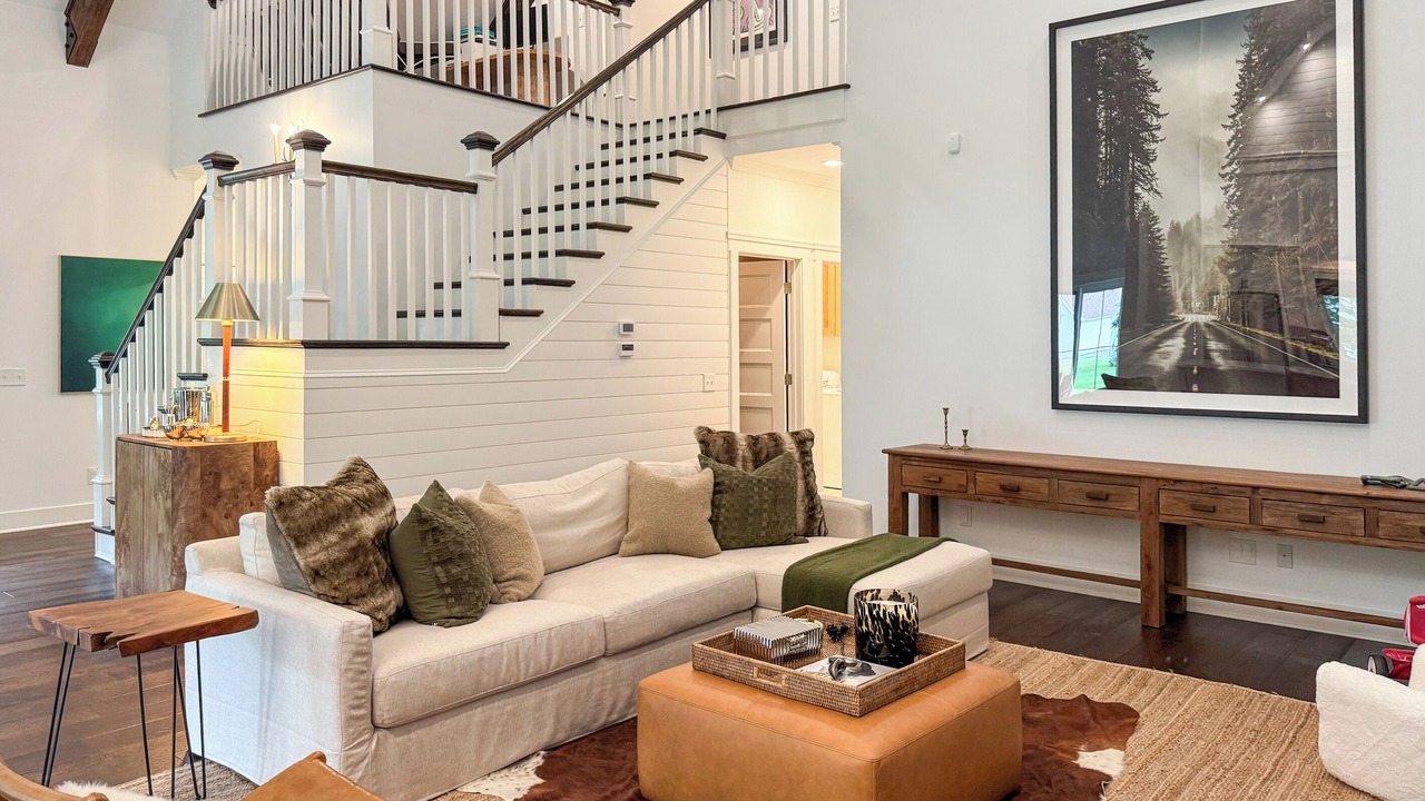 Photo of Livingroom in Harbor Springs
