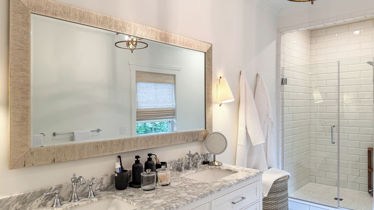 Photo of Bathroom in Harbor Springs