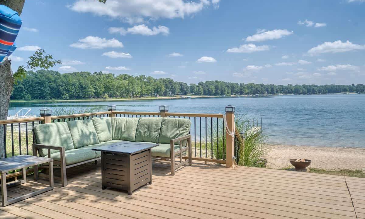 Photo of Patio Balcony in Coral