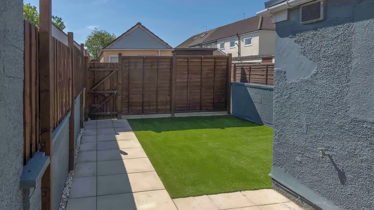 Photo of Outdoor in Filton