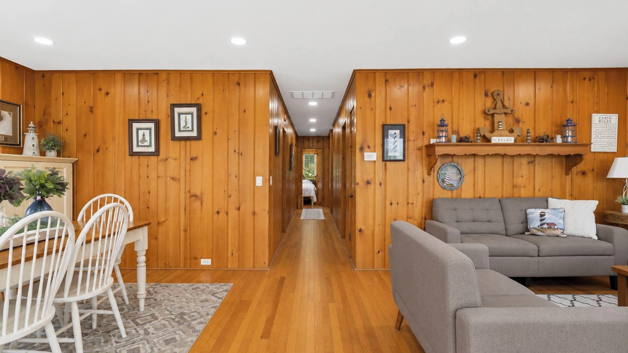 Photo of Livingroom in Lexington