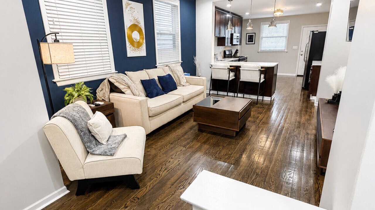 Photo of Livingroom in Roscoe Village