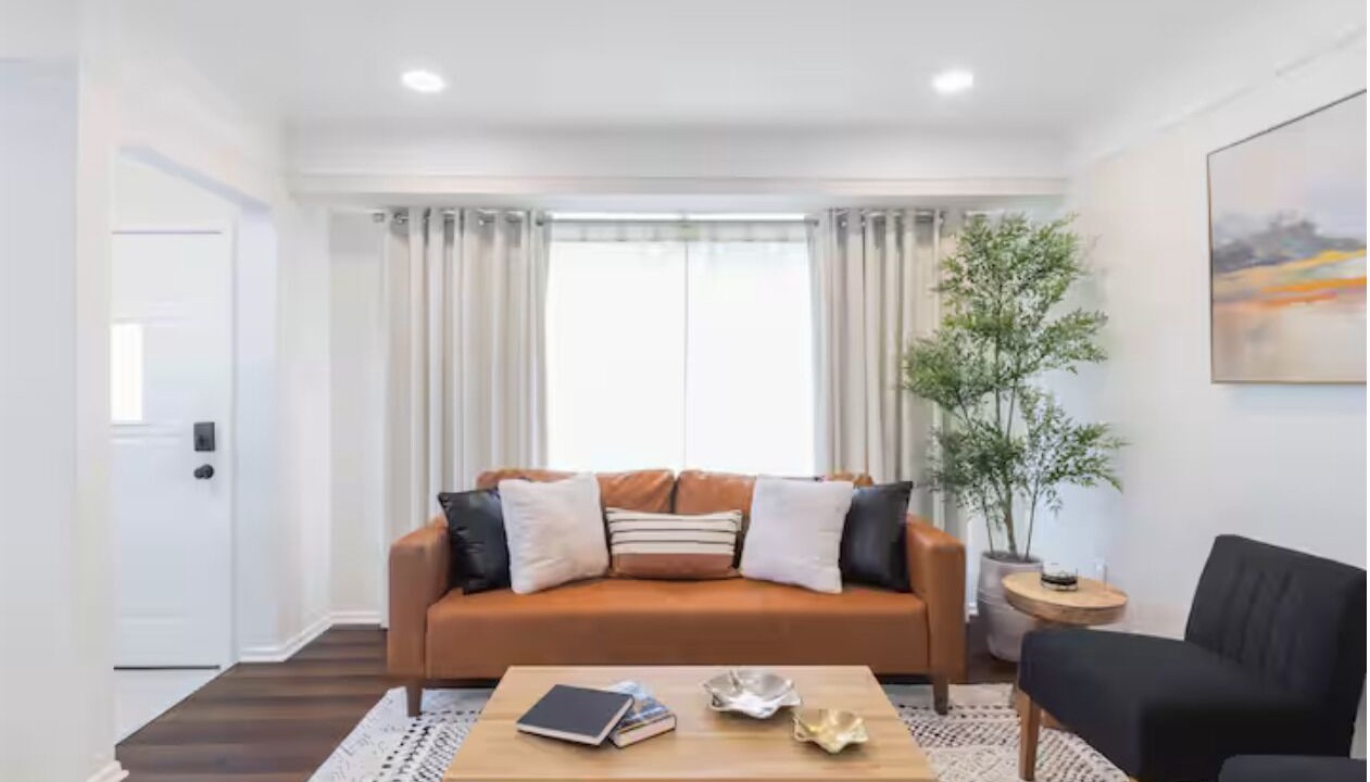 Photo of Livingroom in Garden City