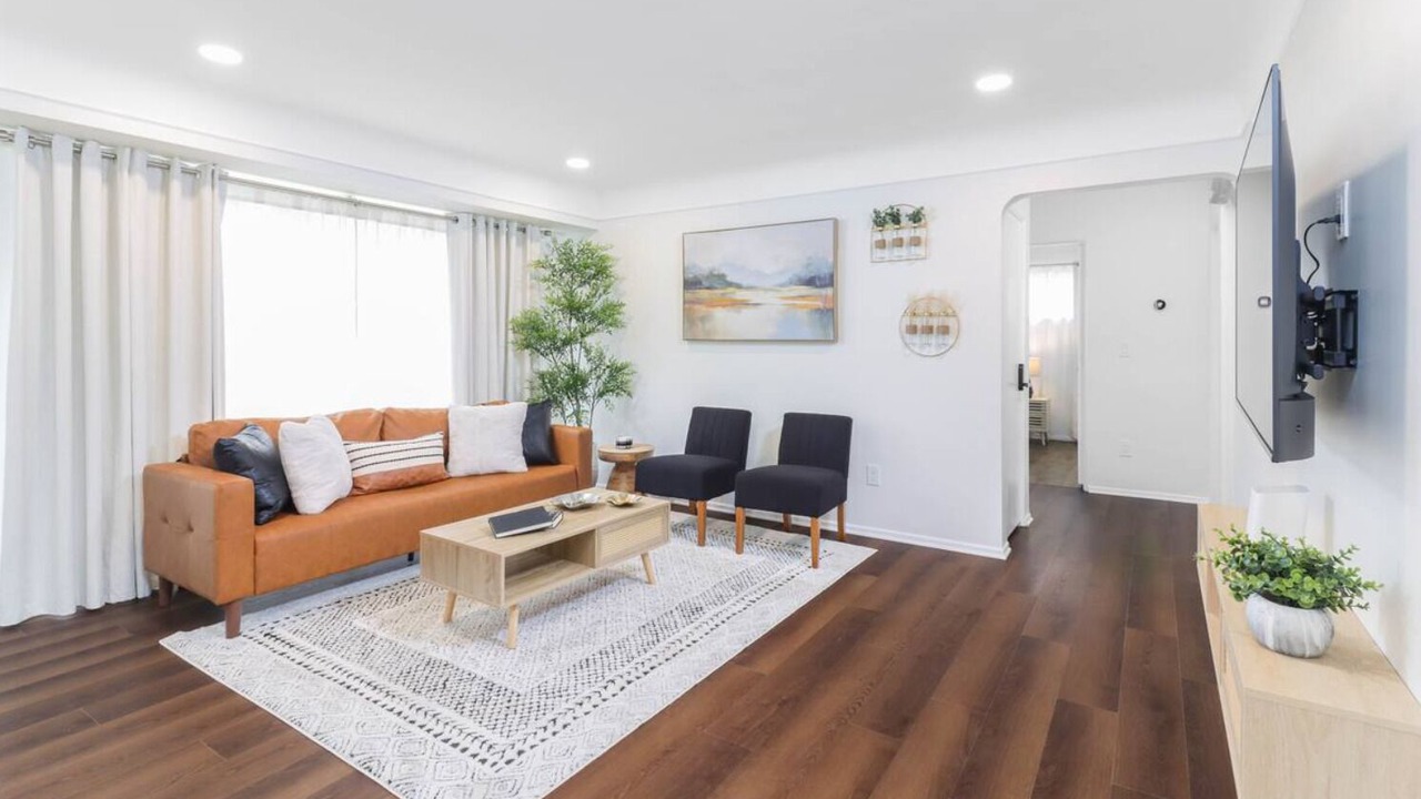 Photo of Livingroom in Garden City