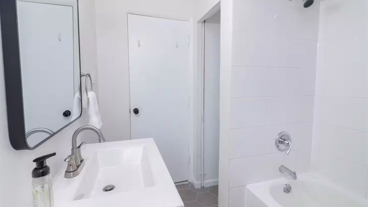 Photo of Bathroom in Garden City