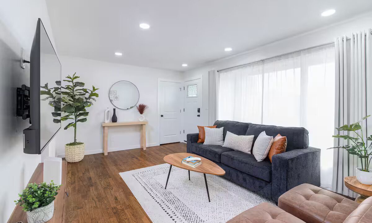 Photo of Livingroom in Garden City