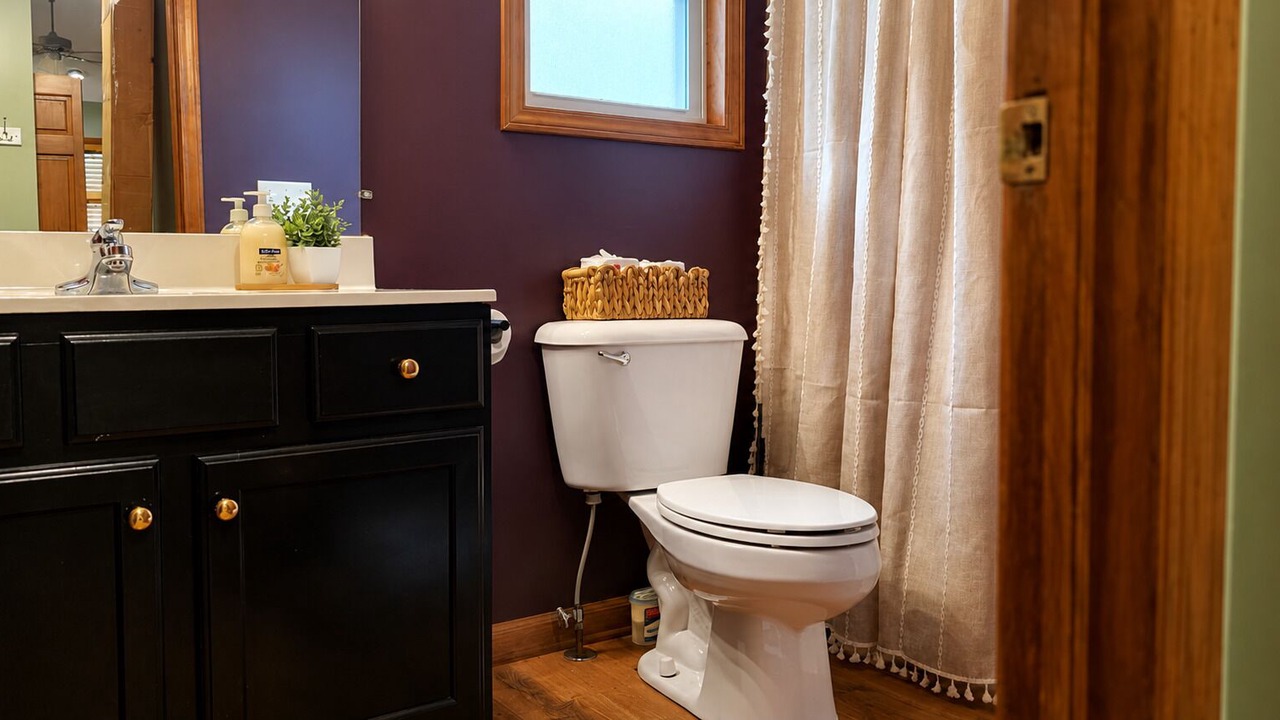 Photo of Bathroom in Higgins Lake