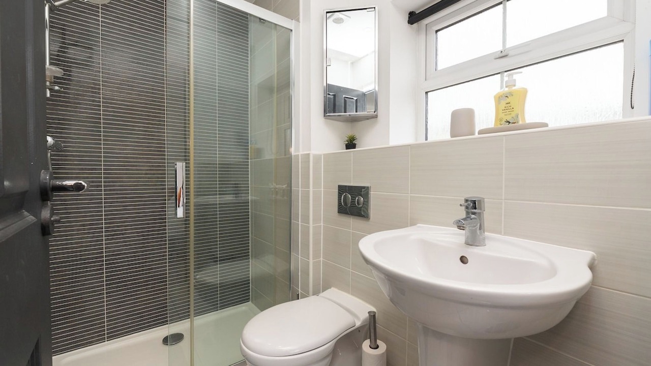 Photo of Bathroom in Patchway