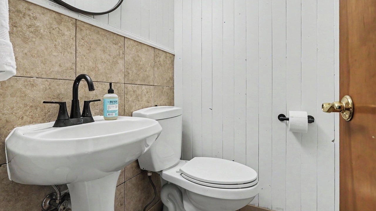 Photo of Bathroom in South Haven