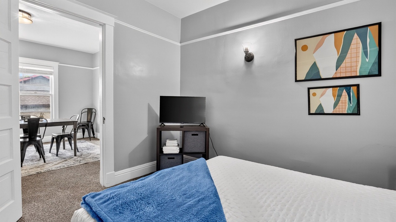 Photo of Bedroom in Bay City
