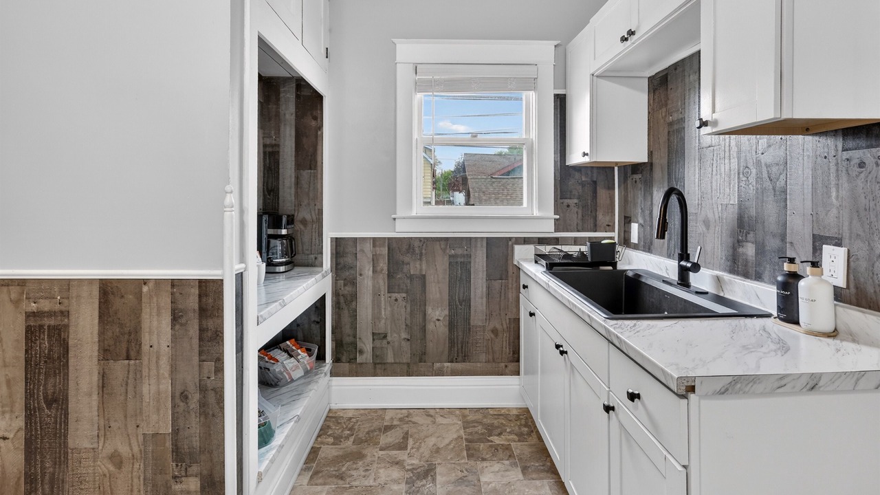 Photo of Kitchen in Bay City